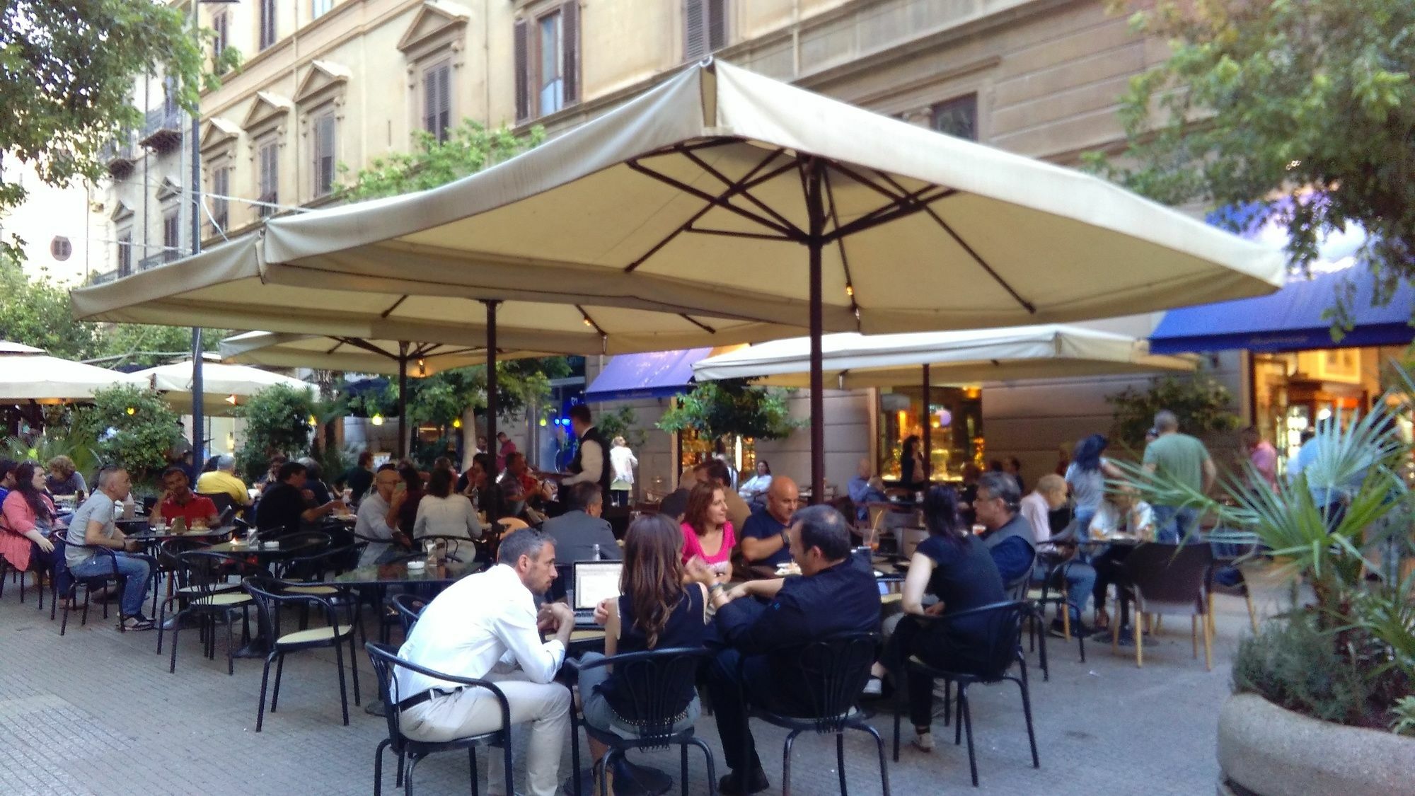 Hotel Liberta Palermo Bagian luar foto